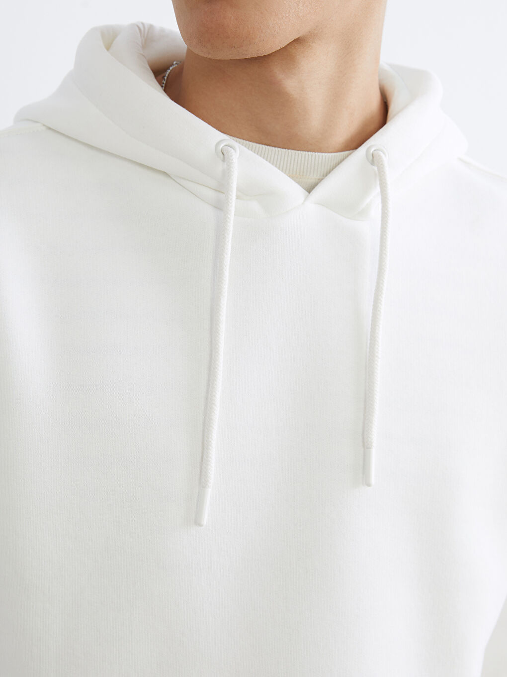 Толстовка с карманом-кенгуру для мужчин средней толщины-2