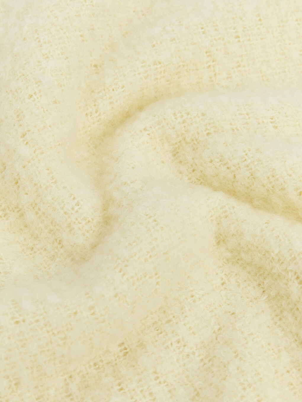 Sarı Püsküllü Kadın Atkı-2