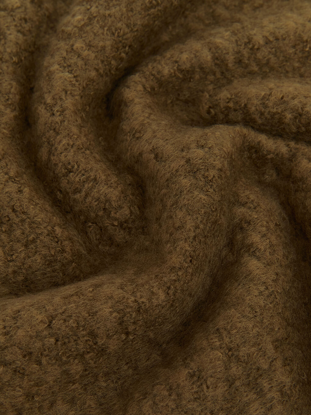 Haki Püsküllü Kadın Atkı-2