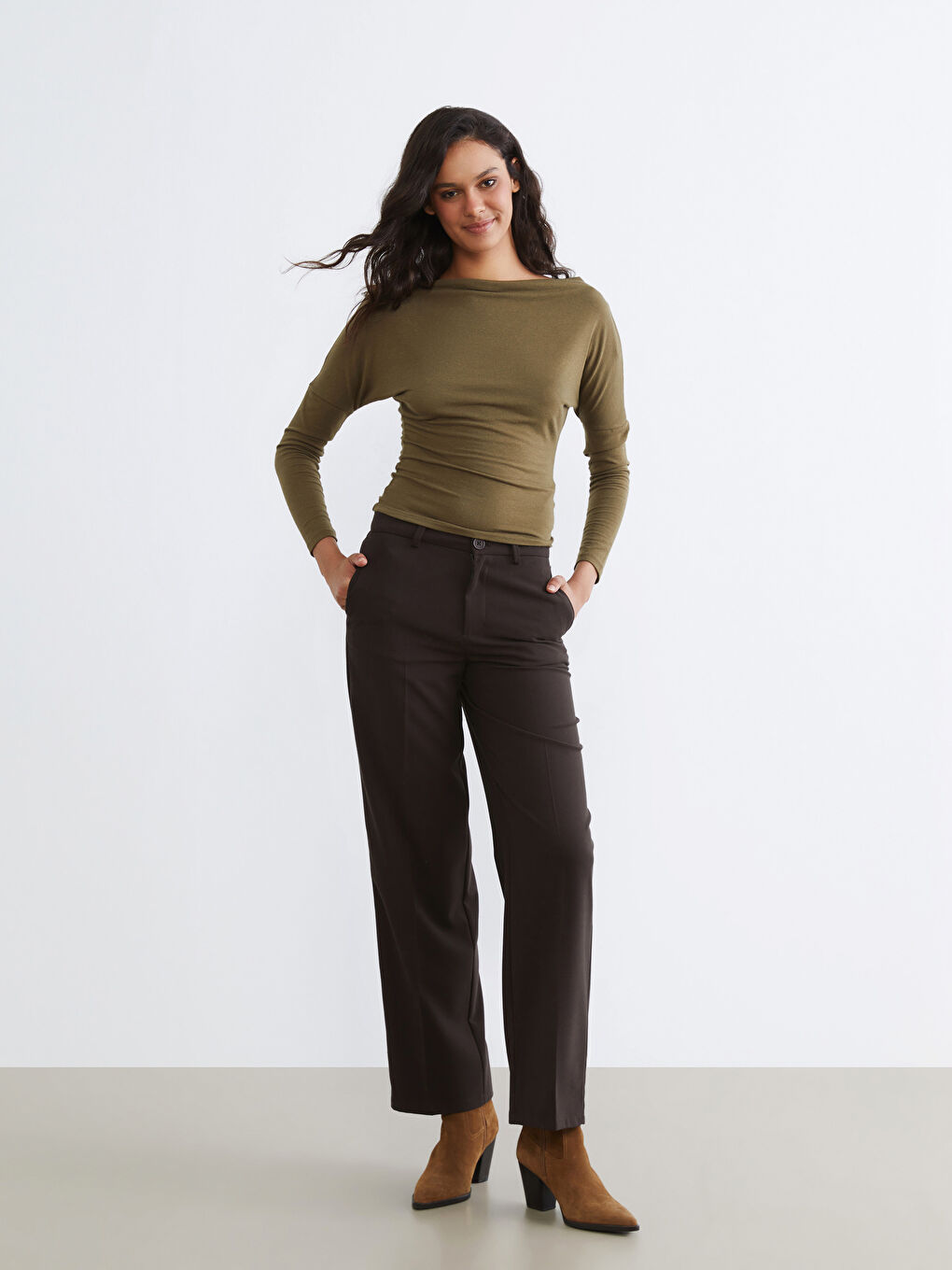 Haki Kayık Yaka Bluz-1