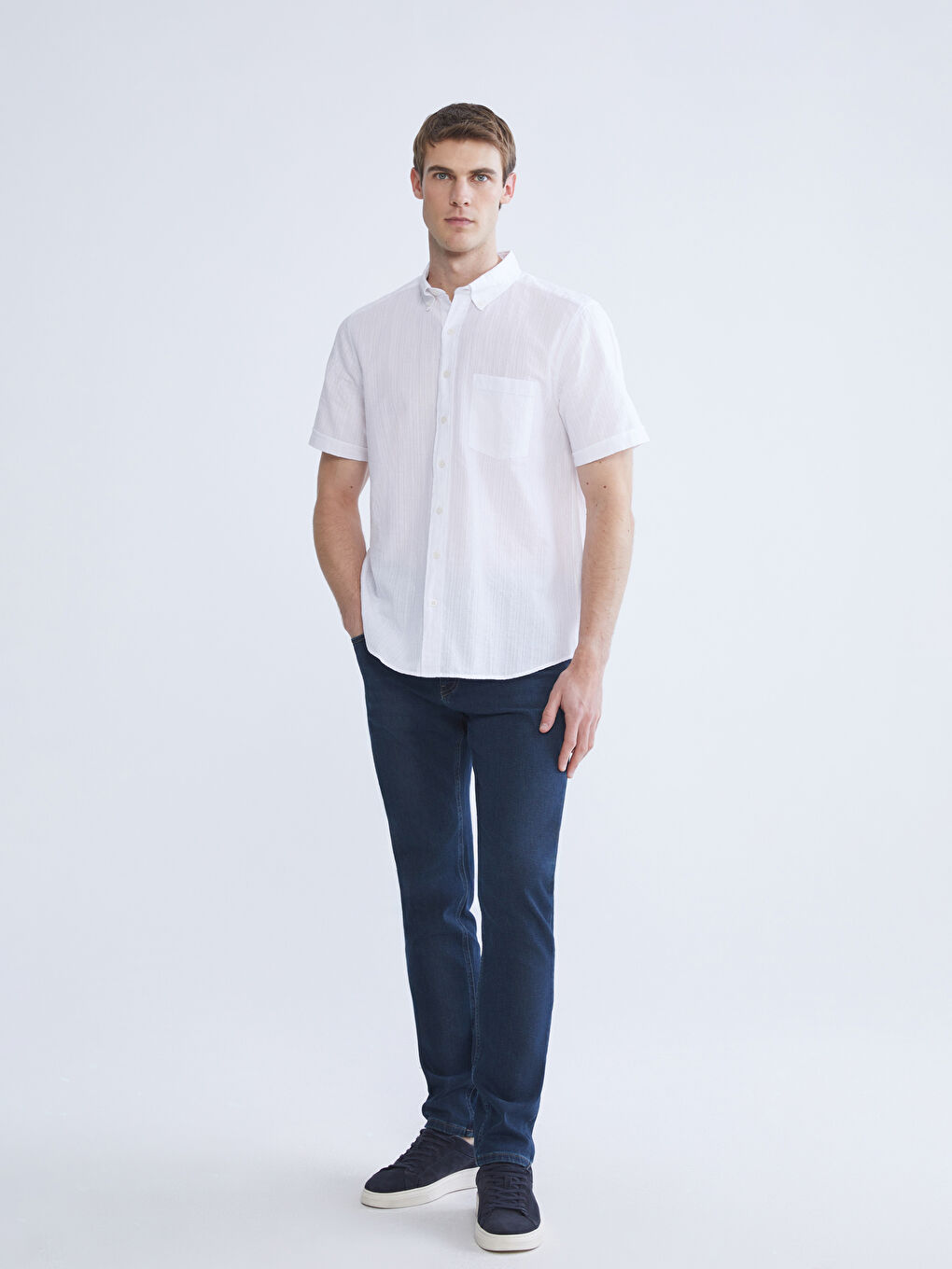 Beyaz Regular Fit Kısa Kollu Erkek Gömlek-1