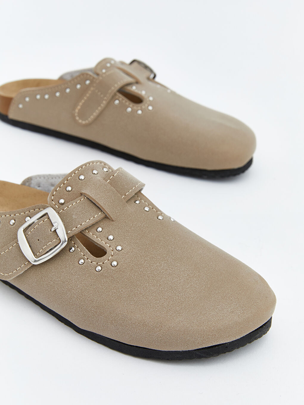 Bej Süet Görünümlü Kız Çocuk Ev Terliği-2