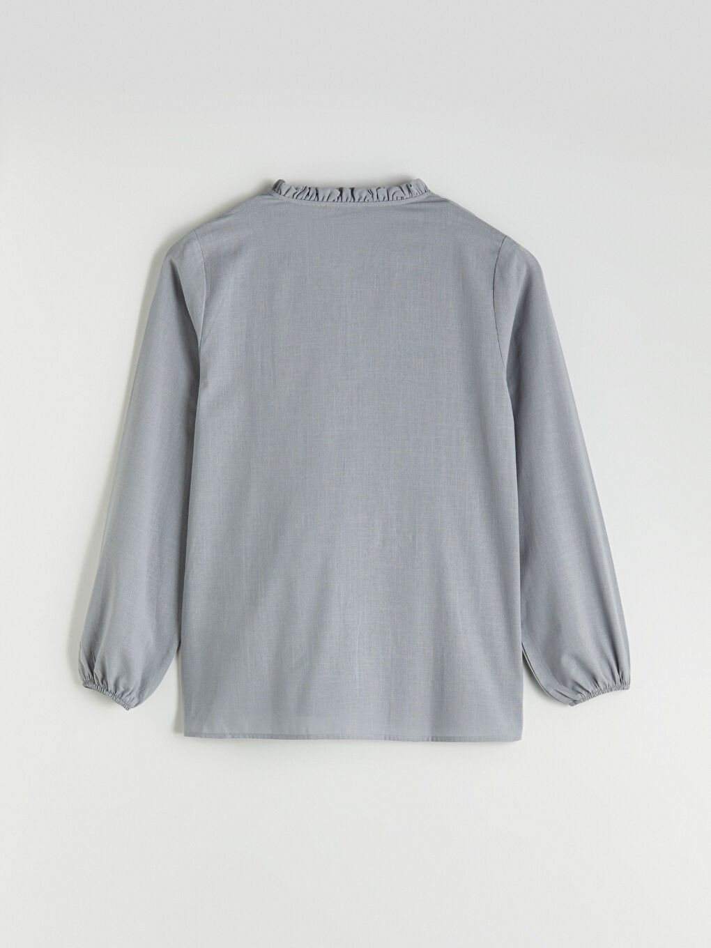 Gri Kaçık Yaka Çiçekli Kadın Gömlek-5