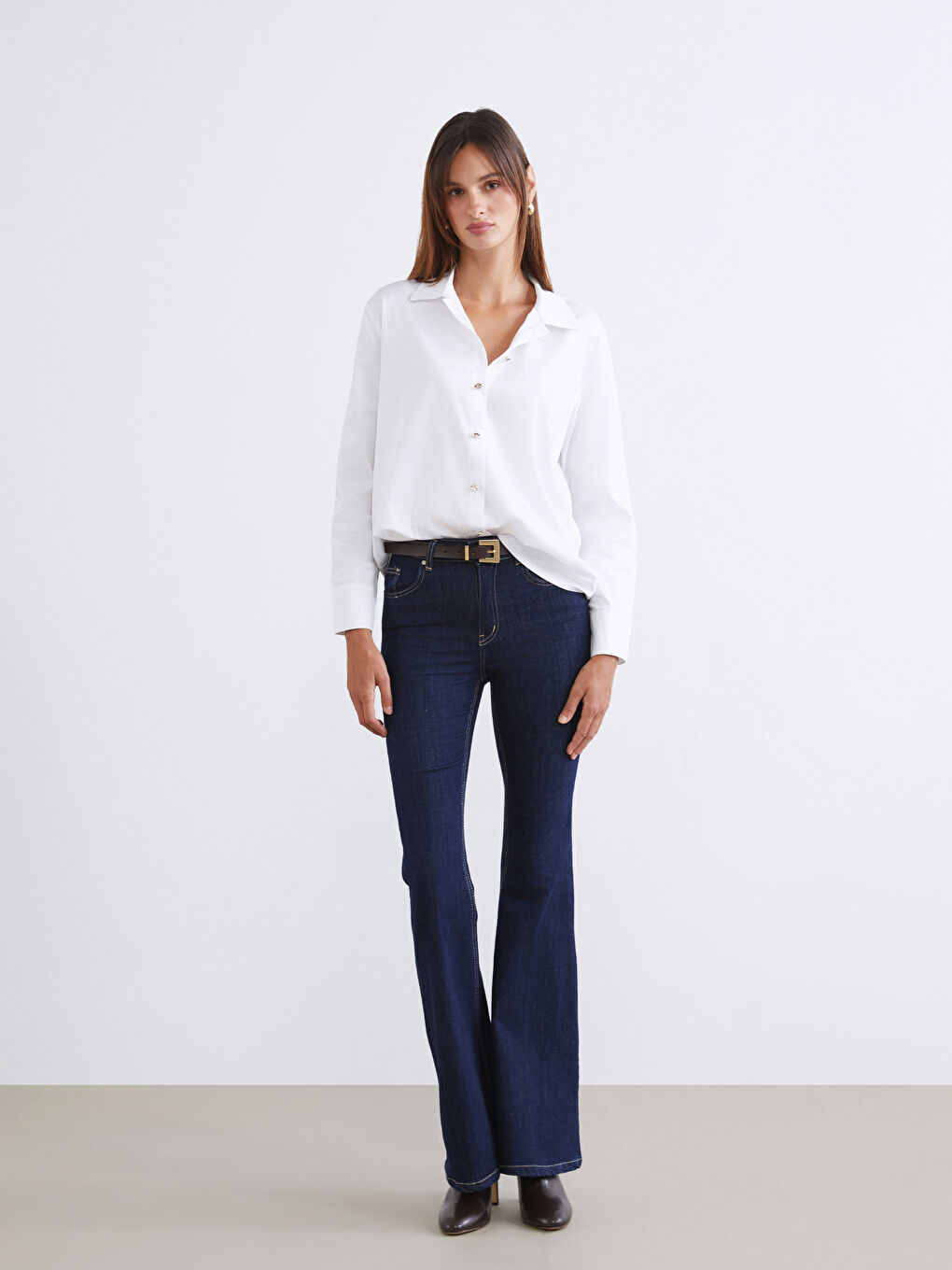 Beyaz Loose Fit Poplin Kadın Gömlek-1