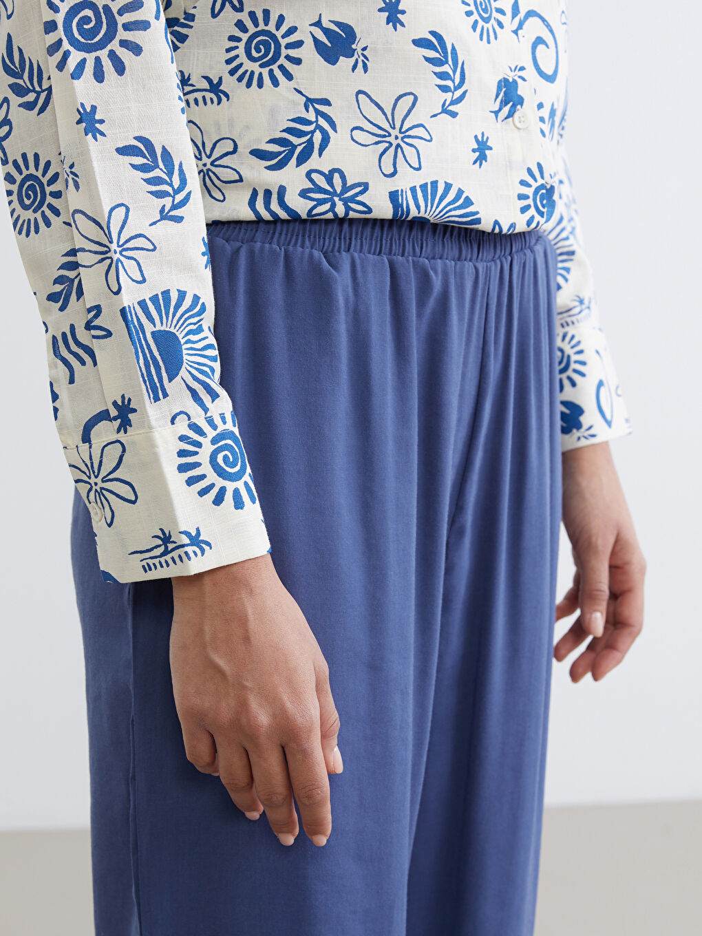 Mavi Beli Lastikli Kadın Pantolon-2