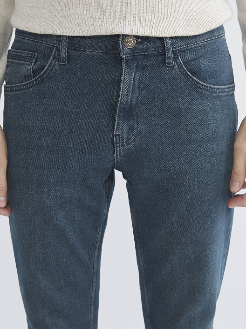 750 Slim Fit Men's Jeans-2