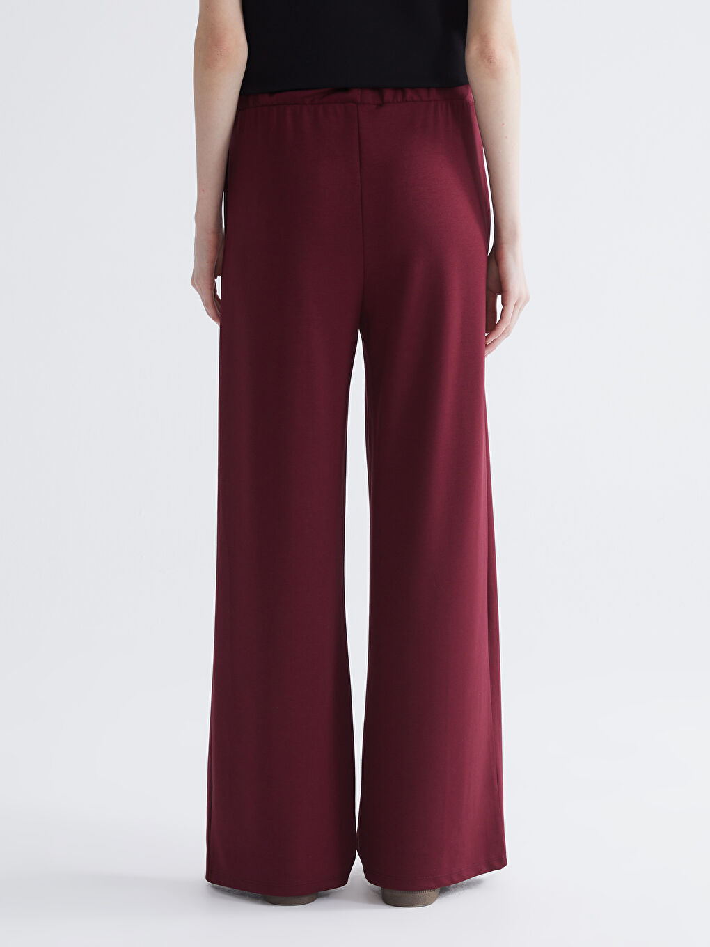 Women's Sweatpants with Elastic Waist-3