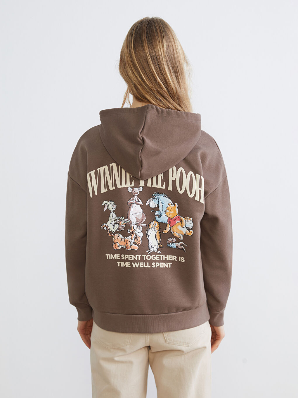 Kahverengi Winnie the Pooh Baskılı Kadın Kalın Hoodie-3
