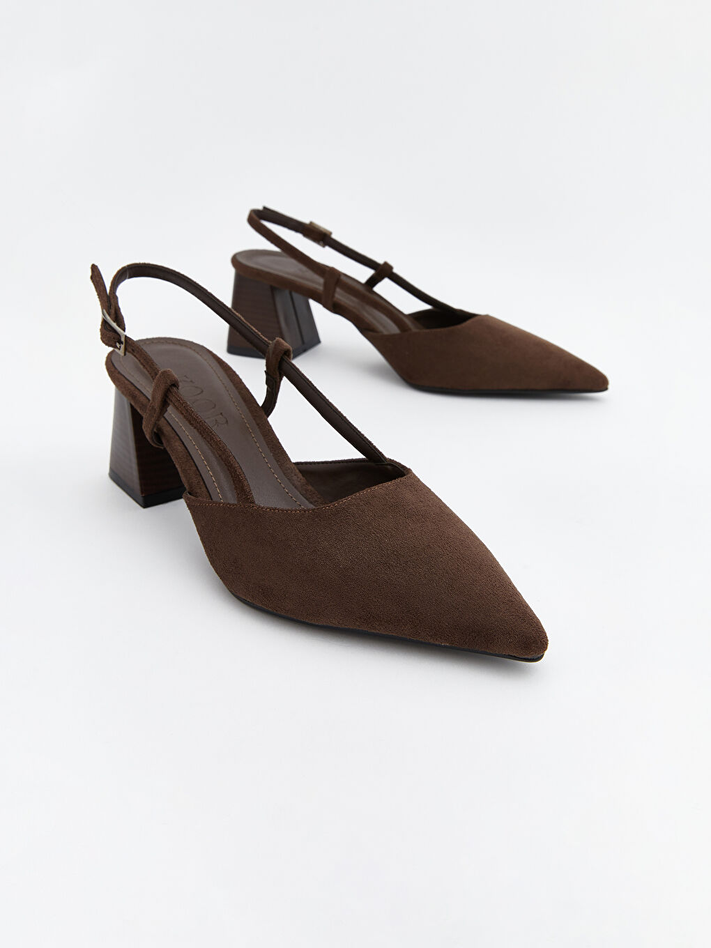 Kahverengi Sivri Burun Kadın Topuklu Ayakkabı-1