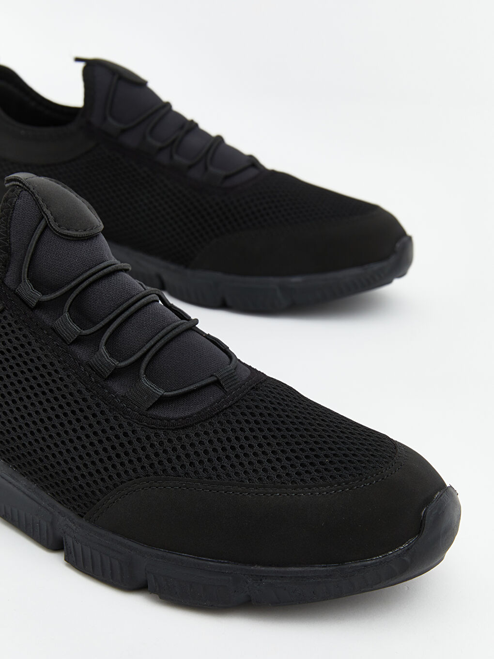 أحذية رياضية بأربطة للرجال-2