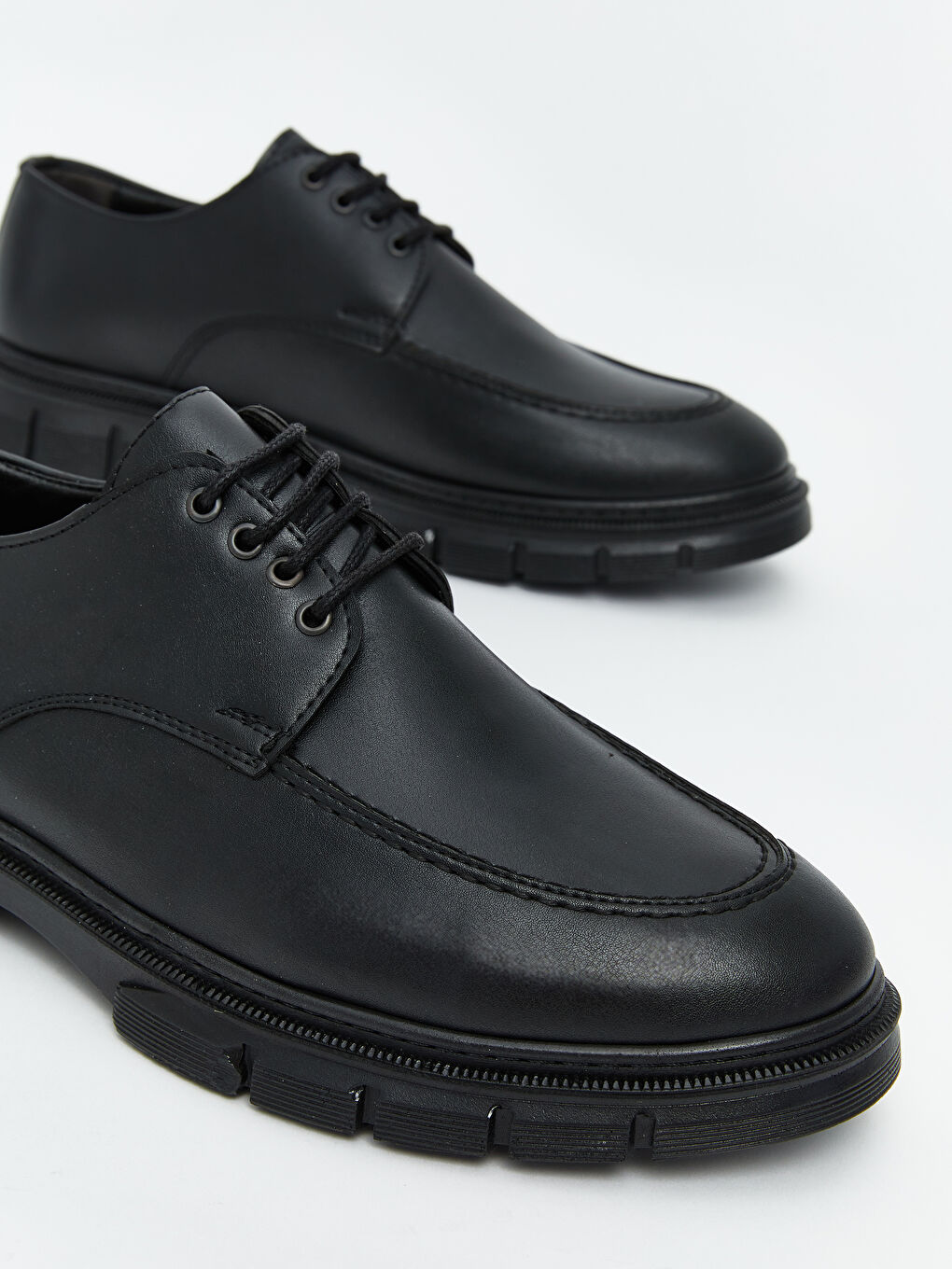 Siyah Deri Görünümlü Erkek Klasik Ayakkabı-2