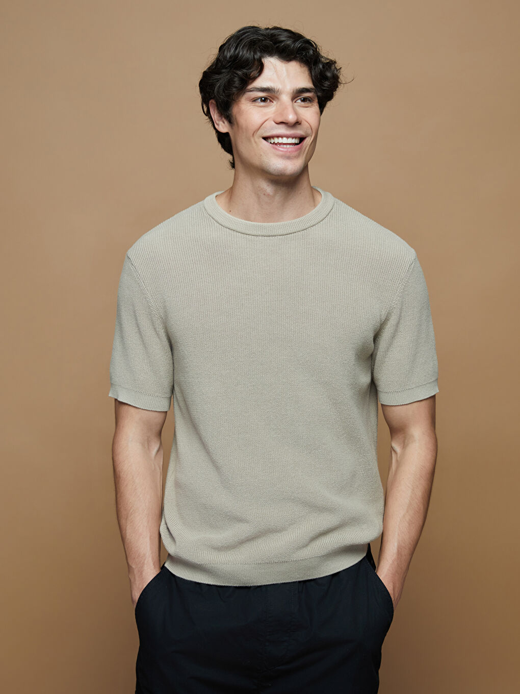 Bej Bisiklet Yaka Kısa Kollu Erkek Triko Kazak