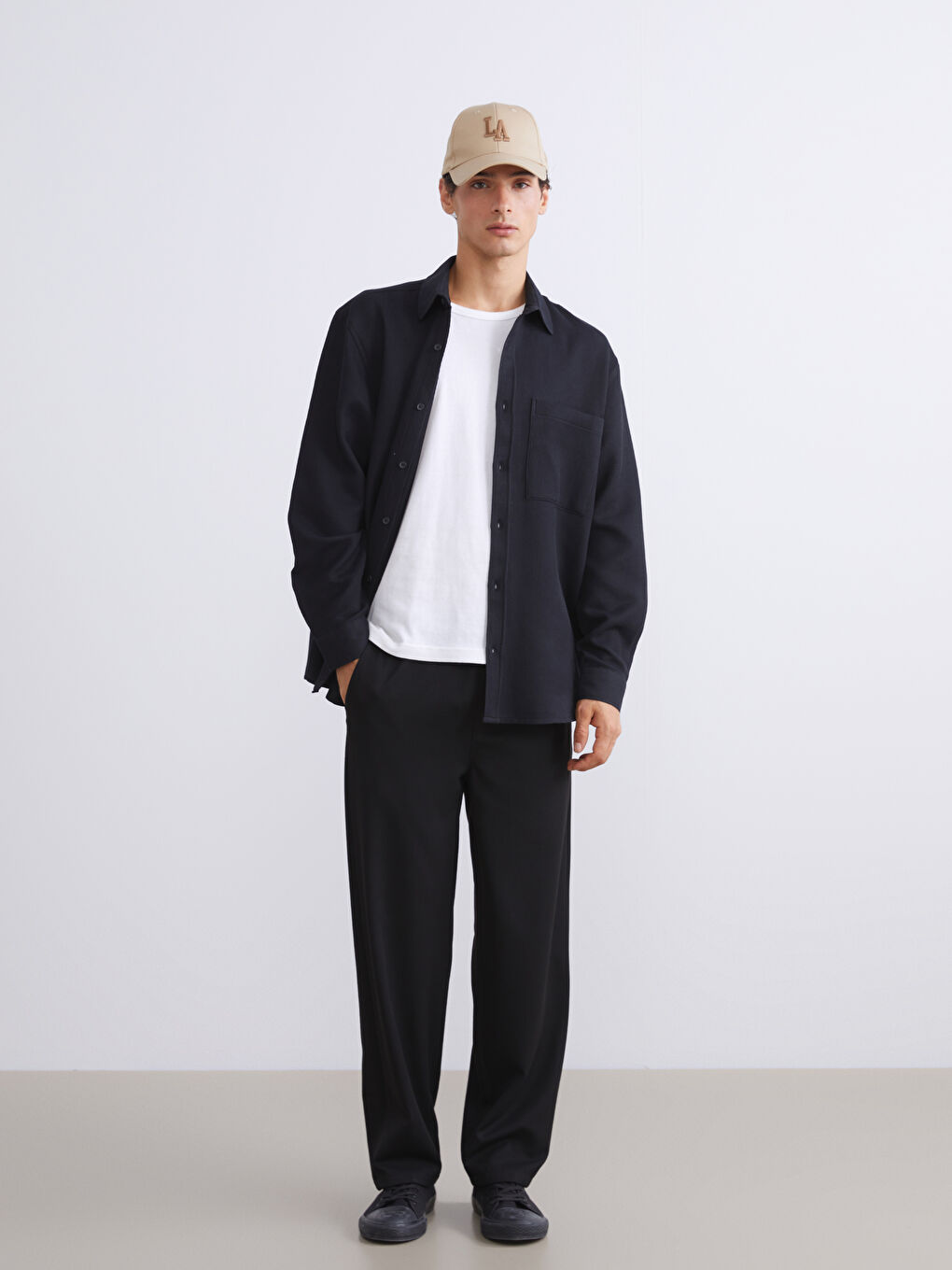 Siyah Regular Fit Uzun Kollu Erkek Gömlek-1