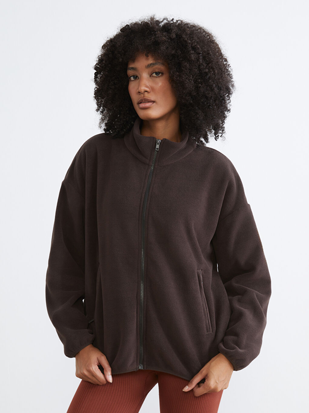 Kahverengi Dik Yaka Kadın Polar Hırka