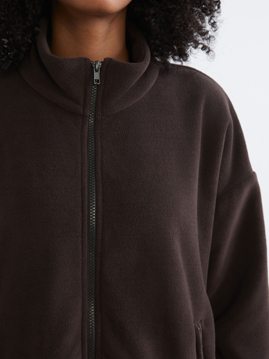 Kahverengi Dik Yaka Kadın Polar Hırka-2