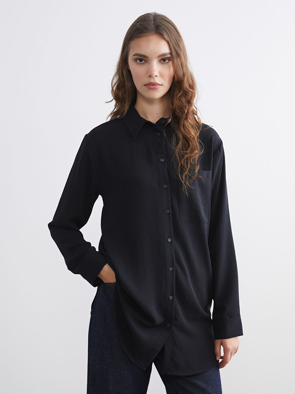 Siyah Cep Detaylı Kadın Gömlek Tunik