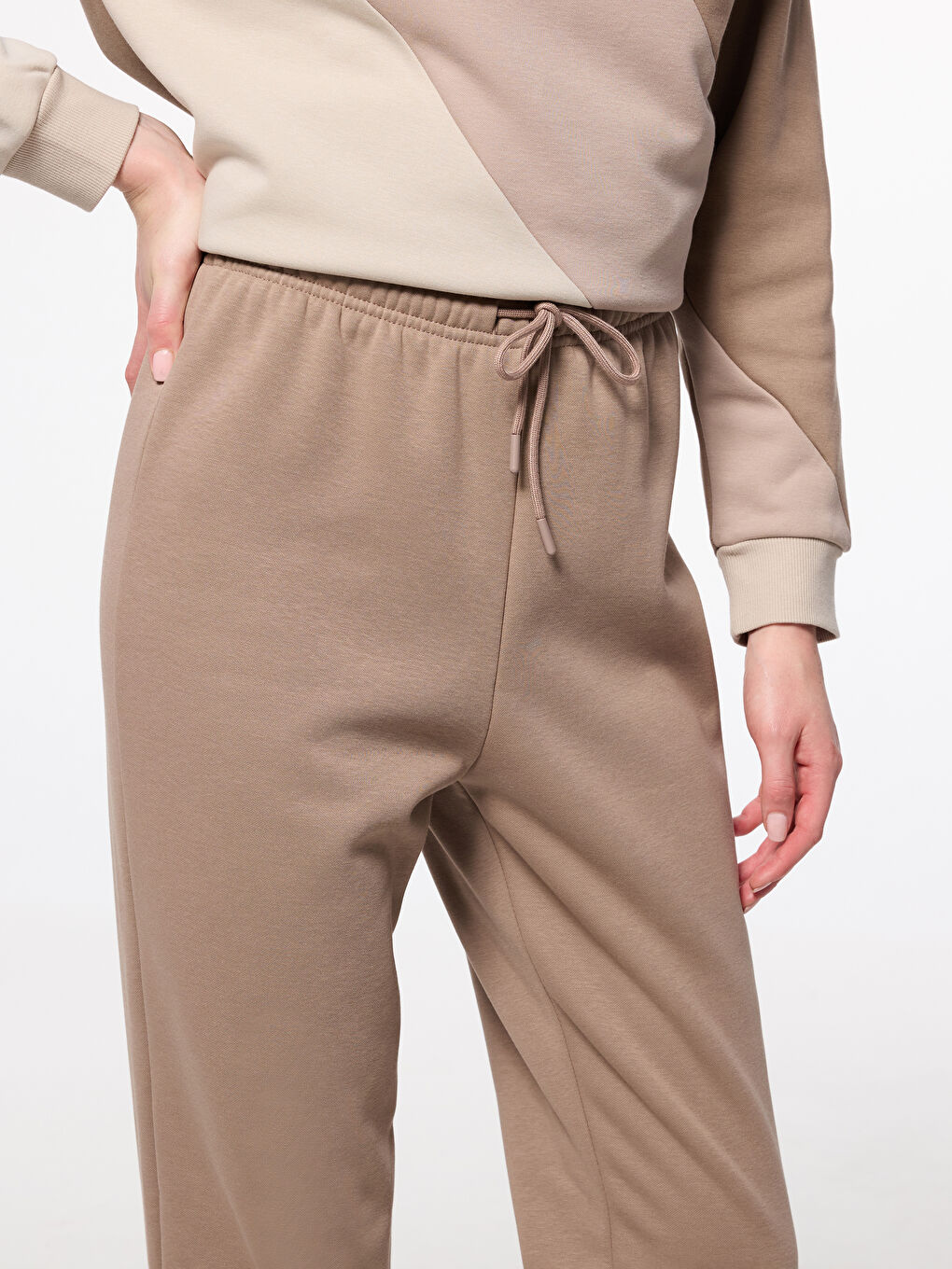 Kahverengi Beli Lastikli Kadın Jogger Eşofman Altı-2