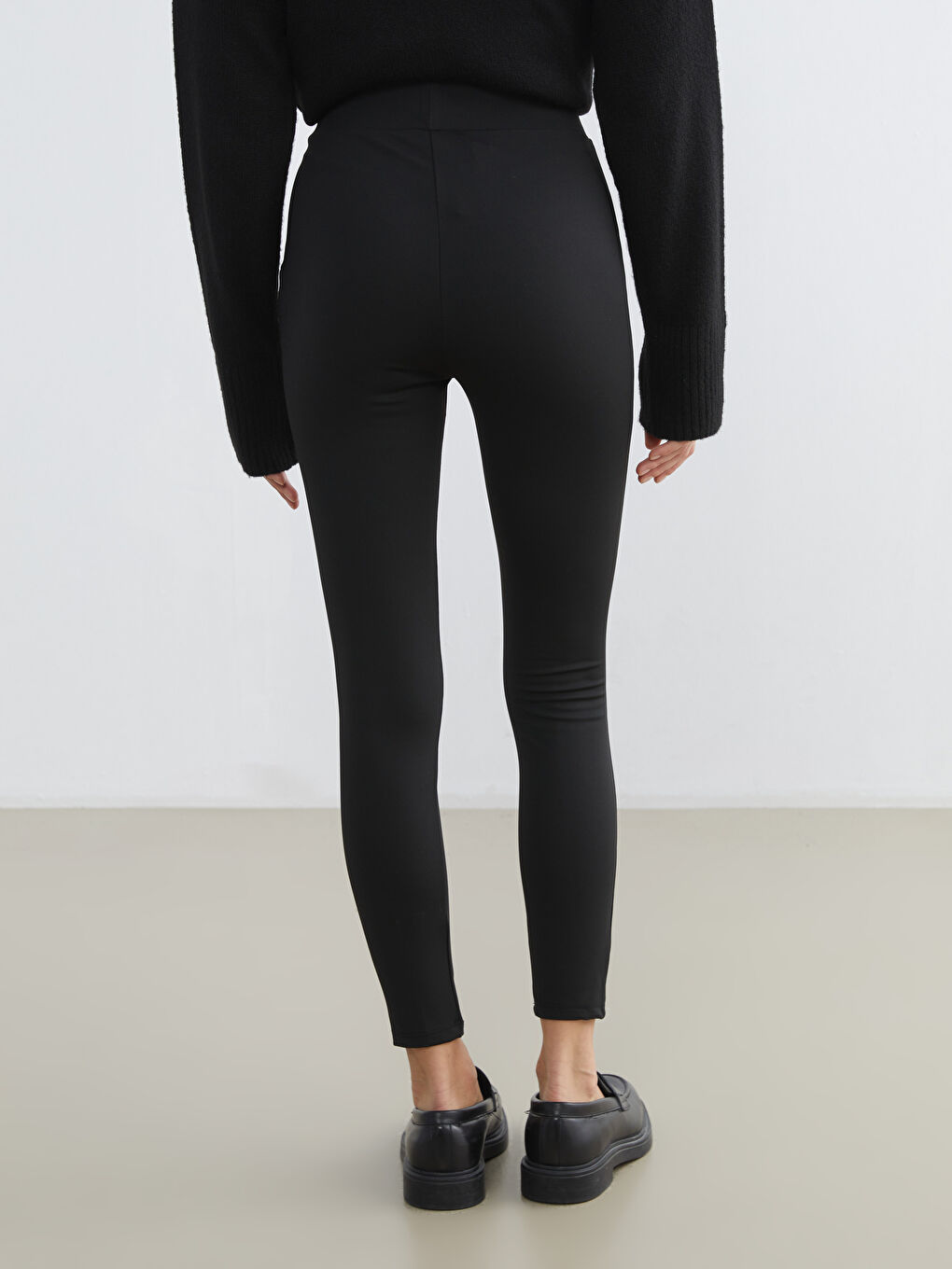 Siyah Yüksek Bel Kadın Tayt-3