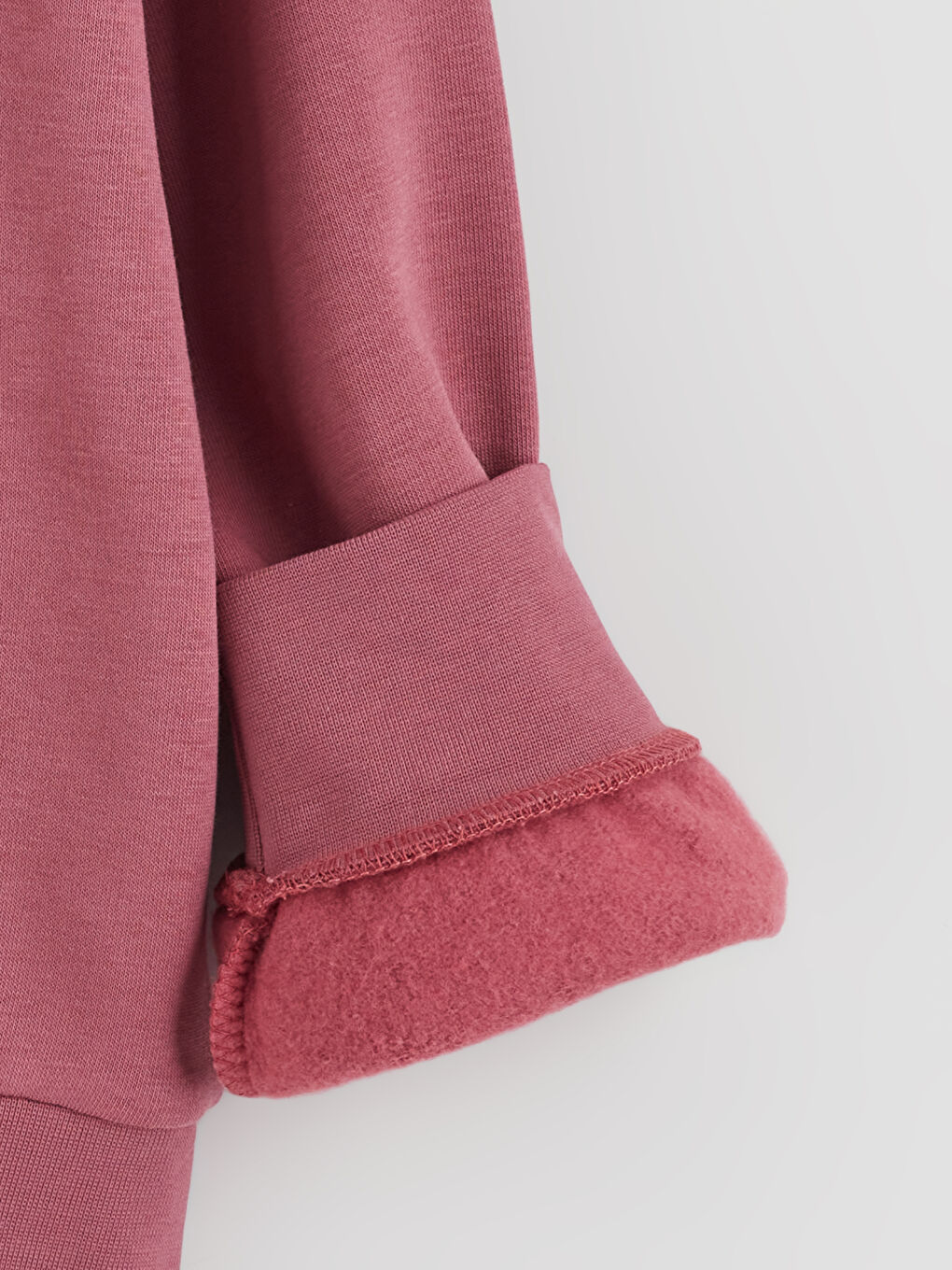 قميص رياضي وردى فتاة-1