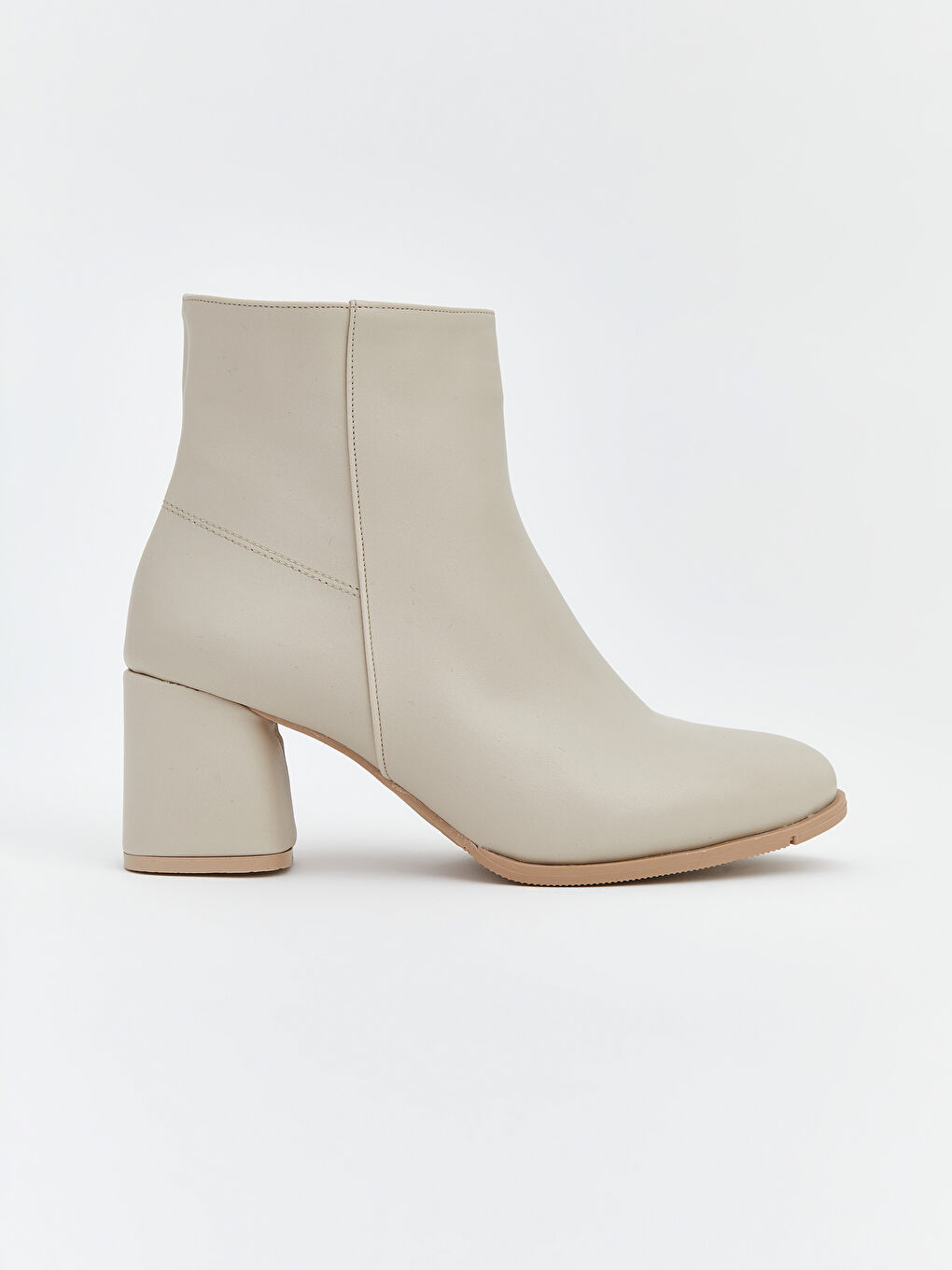 Bej Deri Görünümlü Kadın Topuklu Bot-1