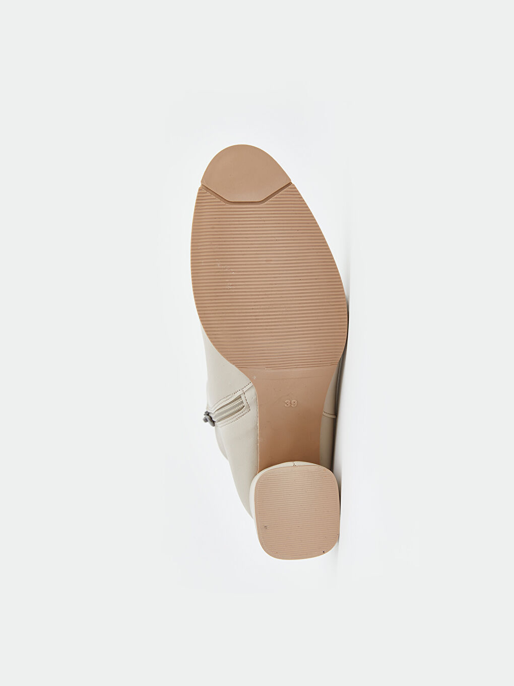 Bej Deri Görünümlü Kadın Topuklu Bot-3