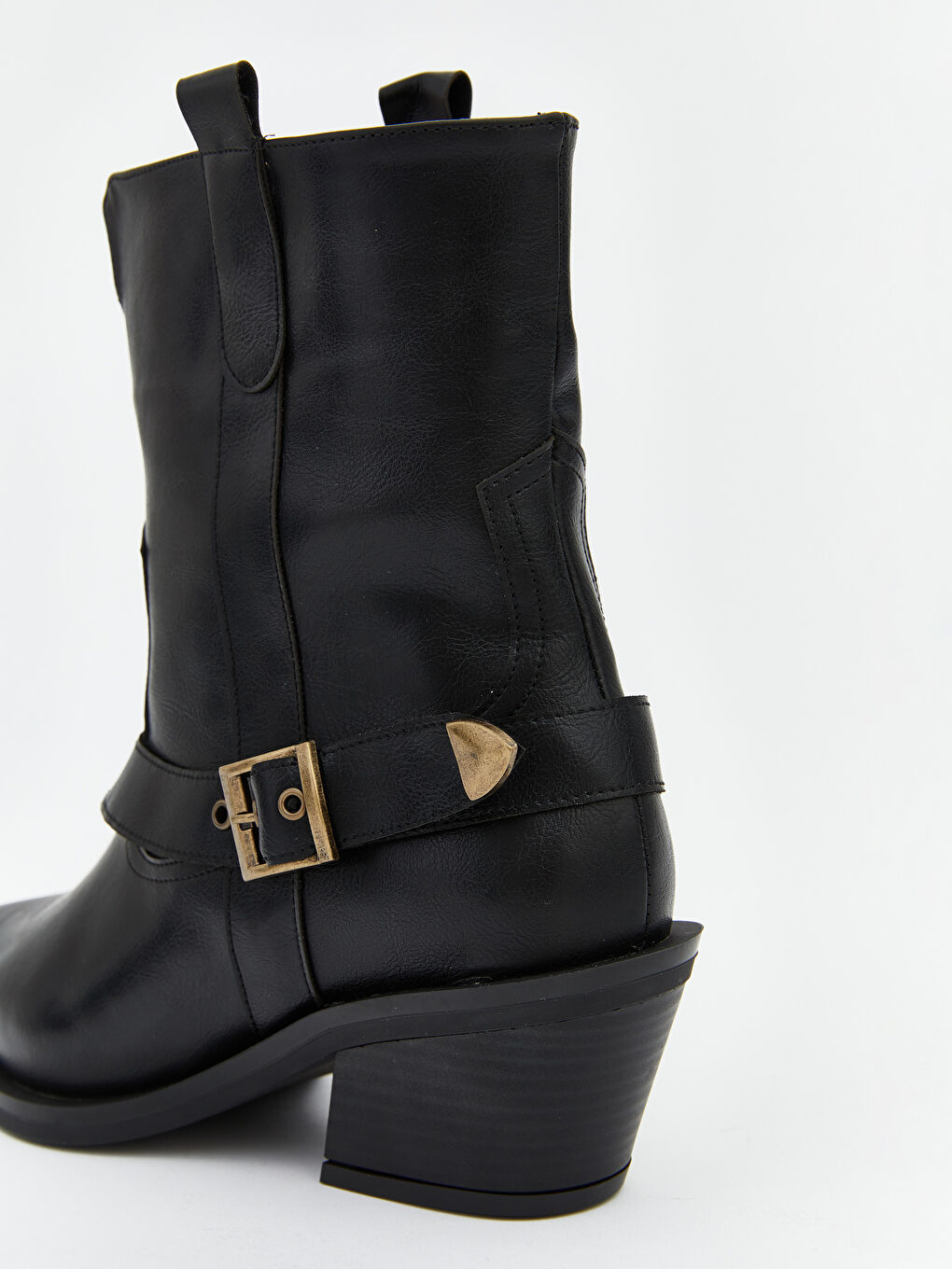 Siyah Deri Görünümlü Kadın Bot-4