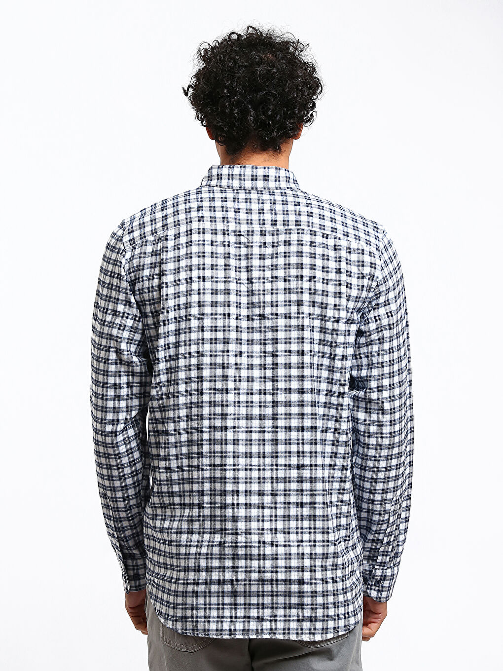 قميص كاروهات كم طويل عادي للرجال-4