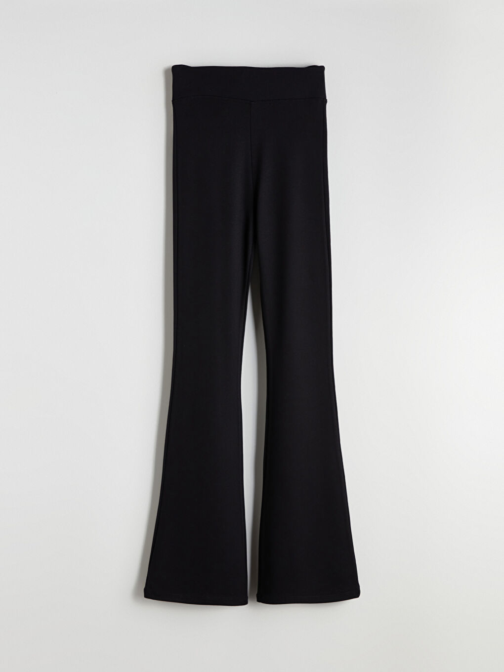 Siyah Beli Lastikli İspanyol Paça Kadın Tayt Pantolon-4