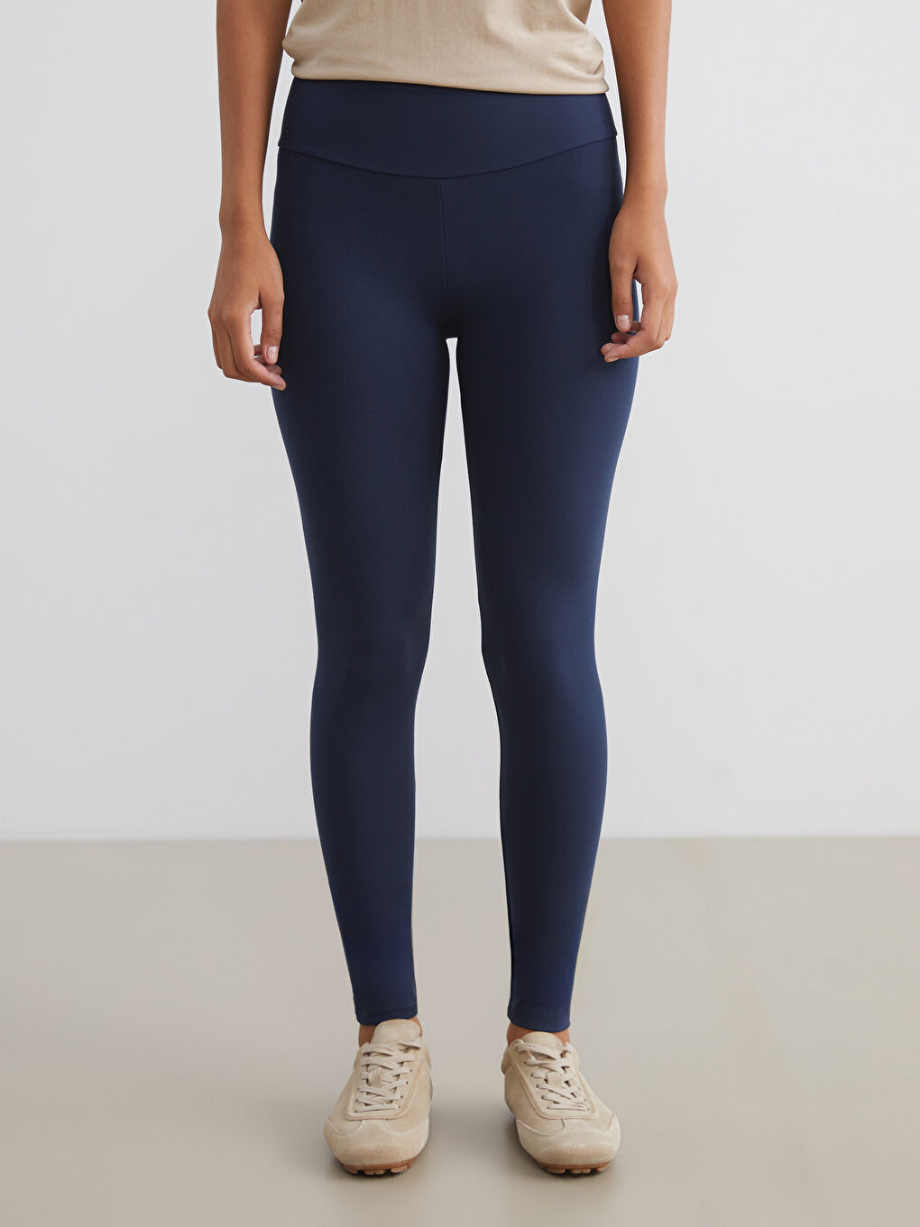 ليجن رياضي بخصر مرن للسيدات-1