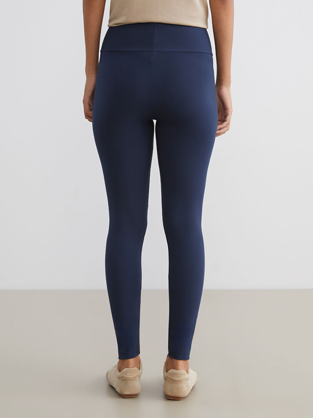 ليجن رياضي بخصر مرن للسيدات-3