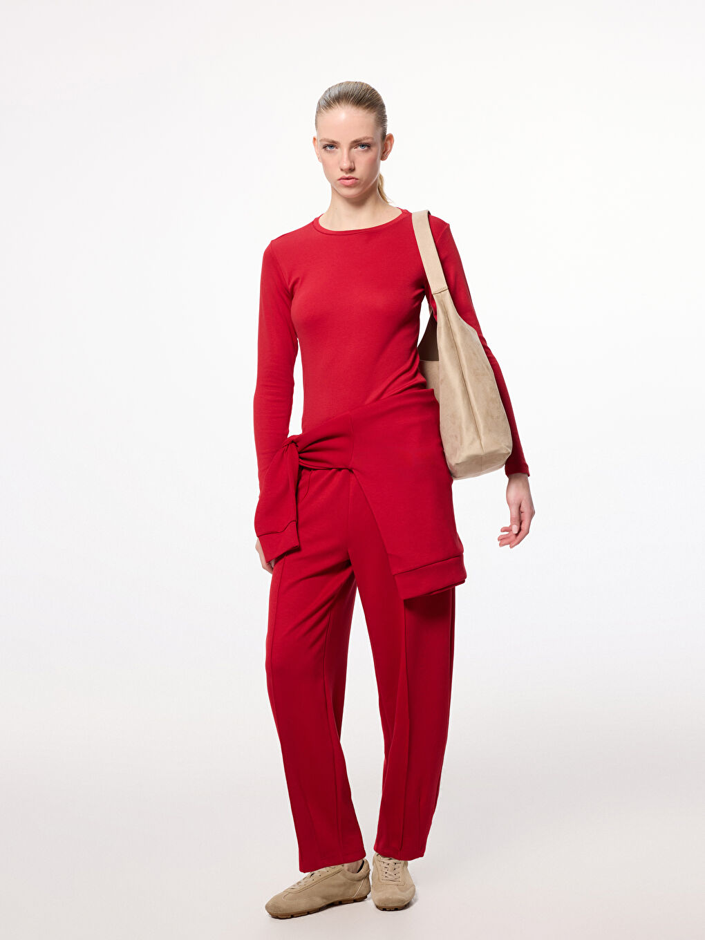 Kırmızı Bisiklet Yaka Kadın Body-1