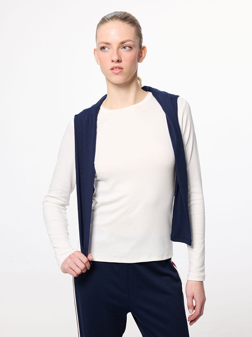 Ekru Bisiklet Yaka Kadın Body