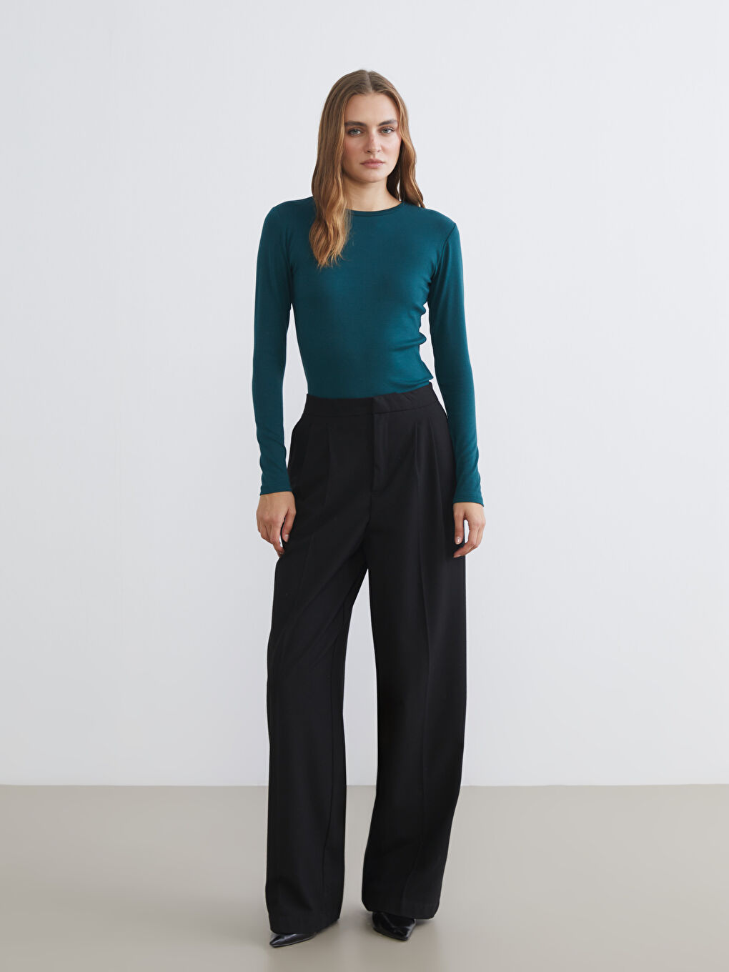 Crew Neck Women's Body-1