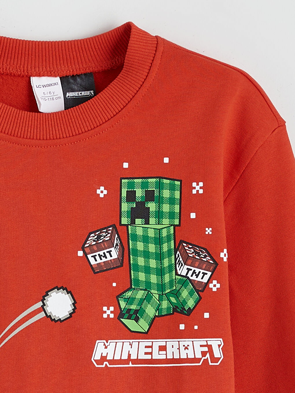 Момче Червено Суитчър-1