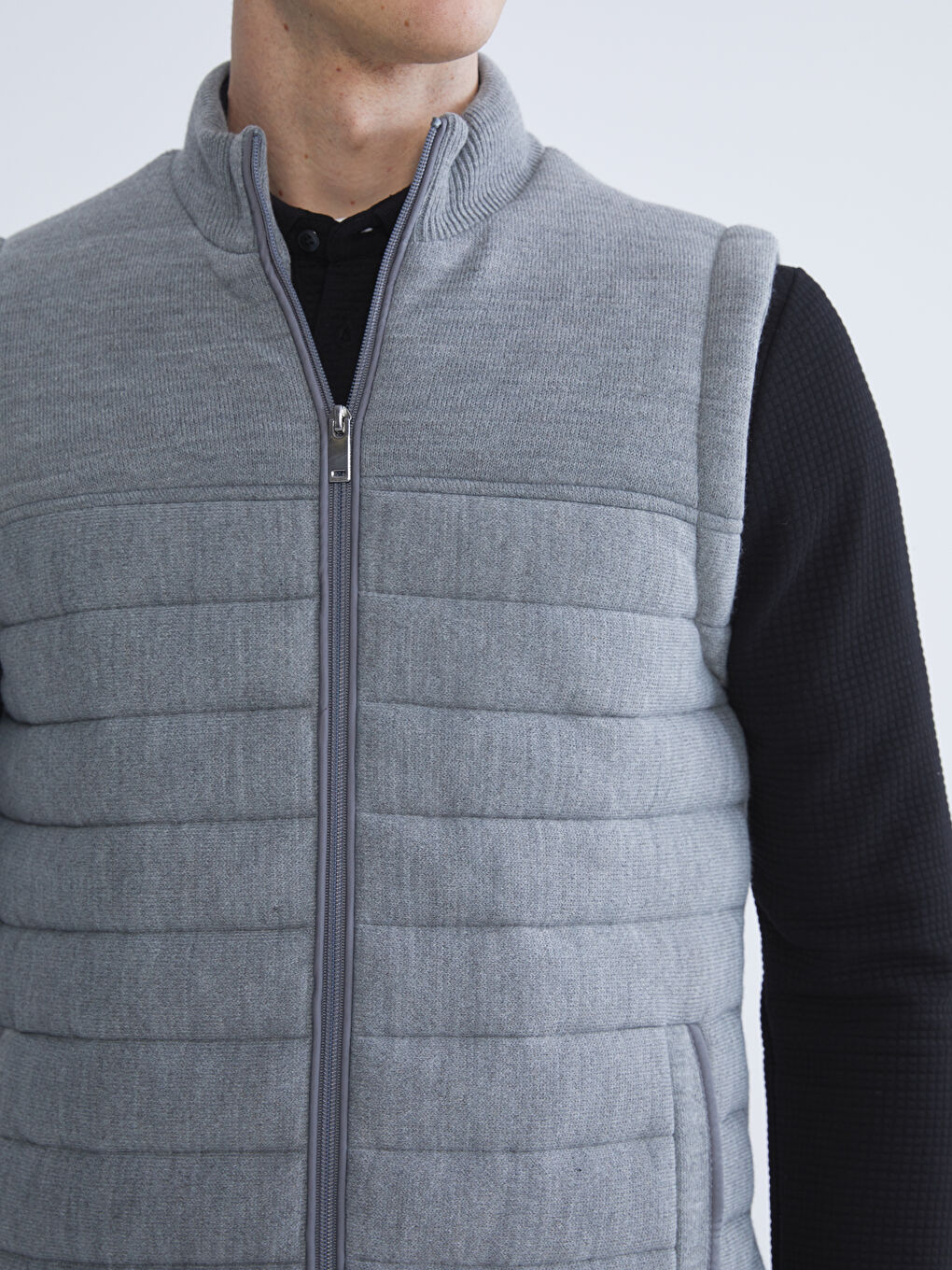 Regular Fit Funnel Neck Men's Knitwear Waistcoat-2
