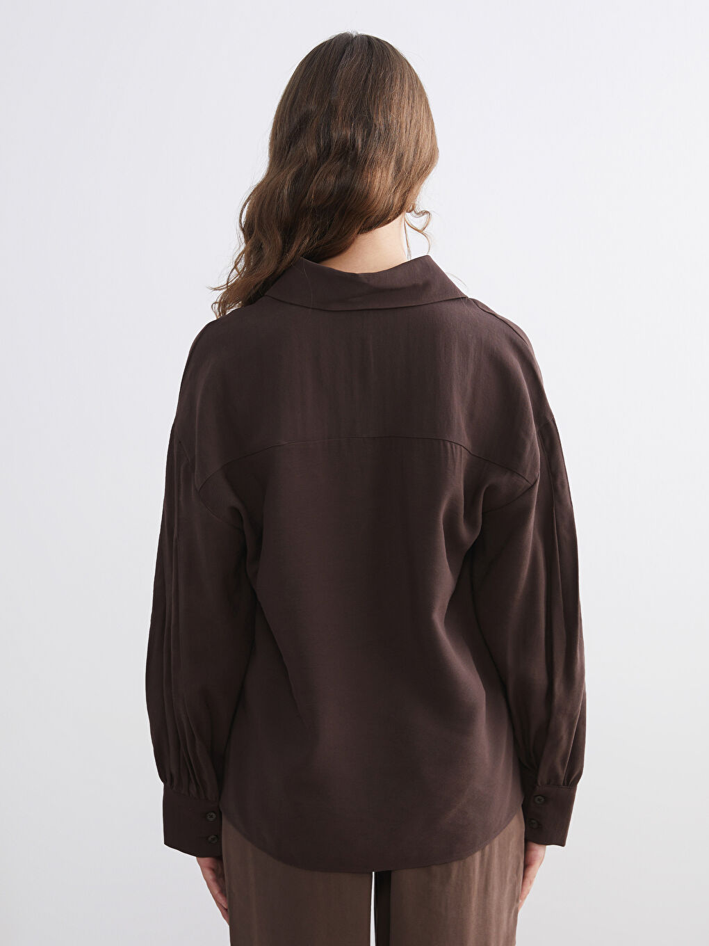Kahverengi Balon Kollu Büzgülü Kadın Gömlek Tunik-4