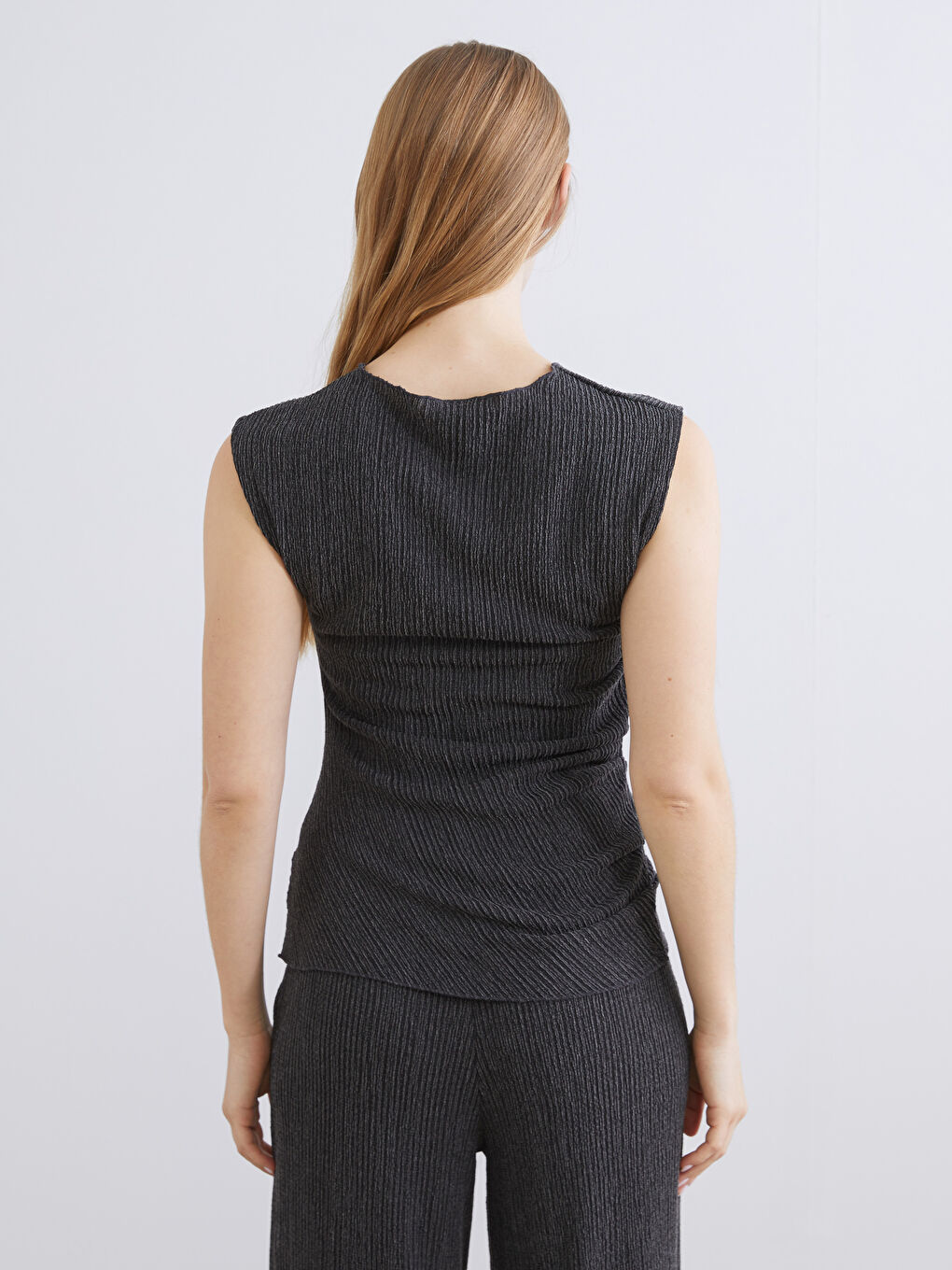 Crew Neck Textured Ruched Blouse-3