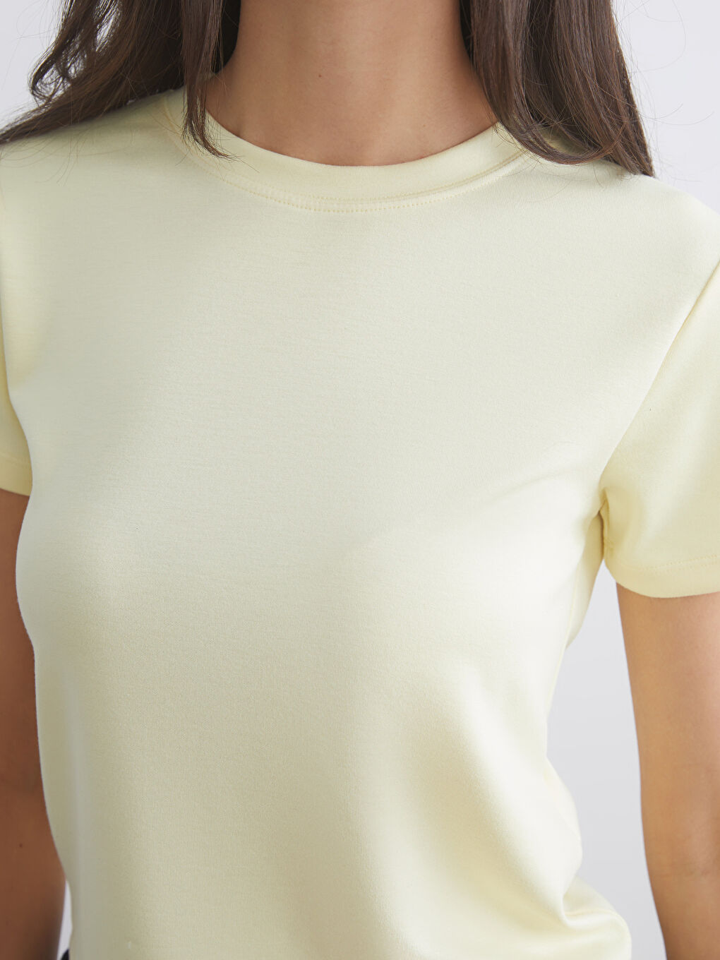 Sarı Bisiklet Yaka Kadın Tişört-2