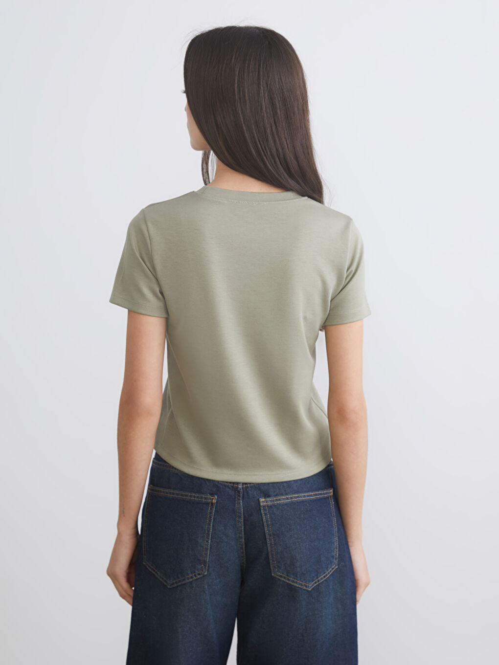 Yeşil Bisiklet Yaka Kadın Tişört-3