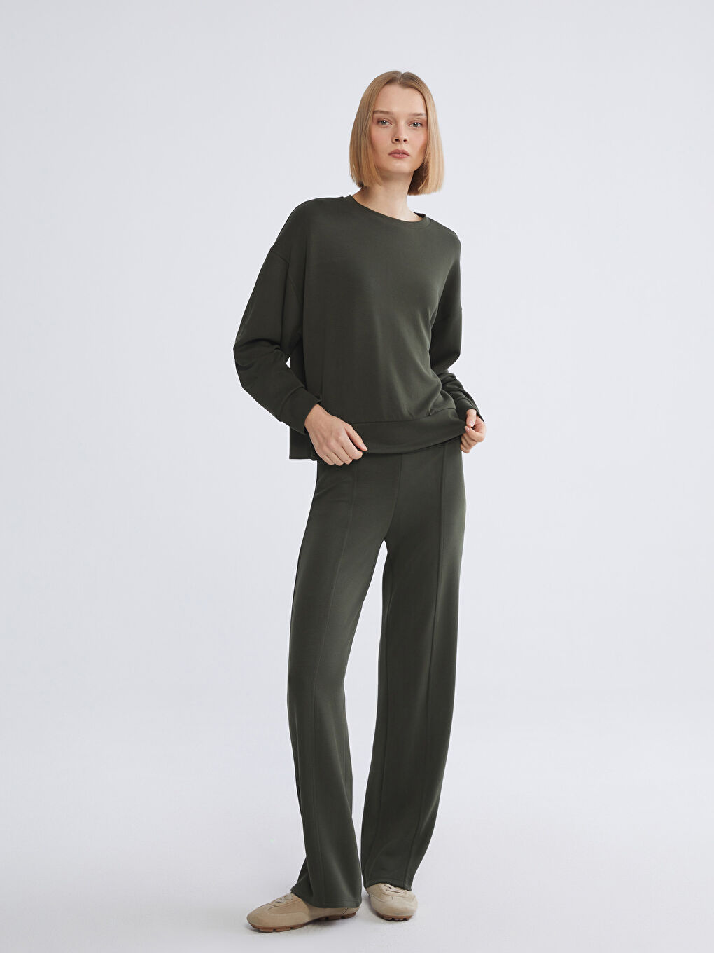 Crew Neck Oversize Women's Sweatshirt-1