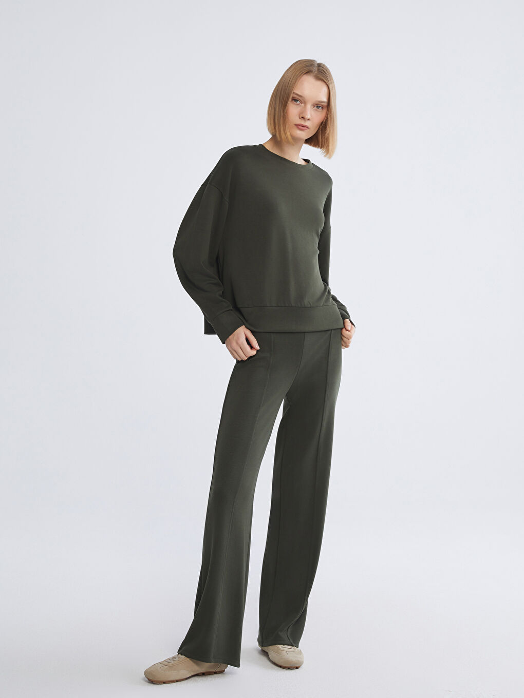 Haki Bisiklet Yaka Oversize Kadın Sweatshirt-1