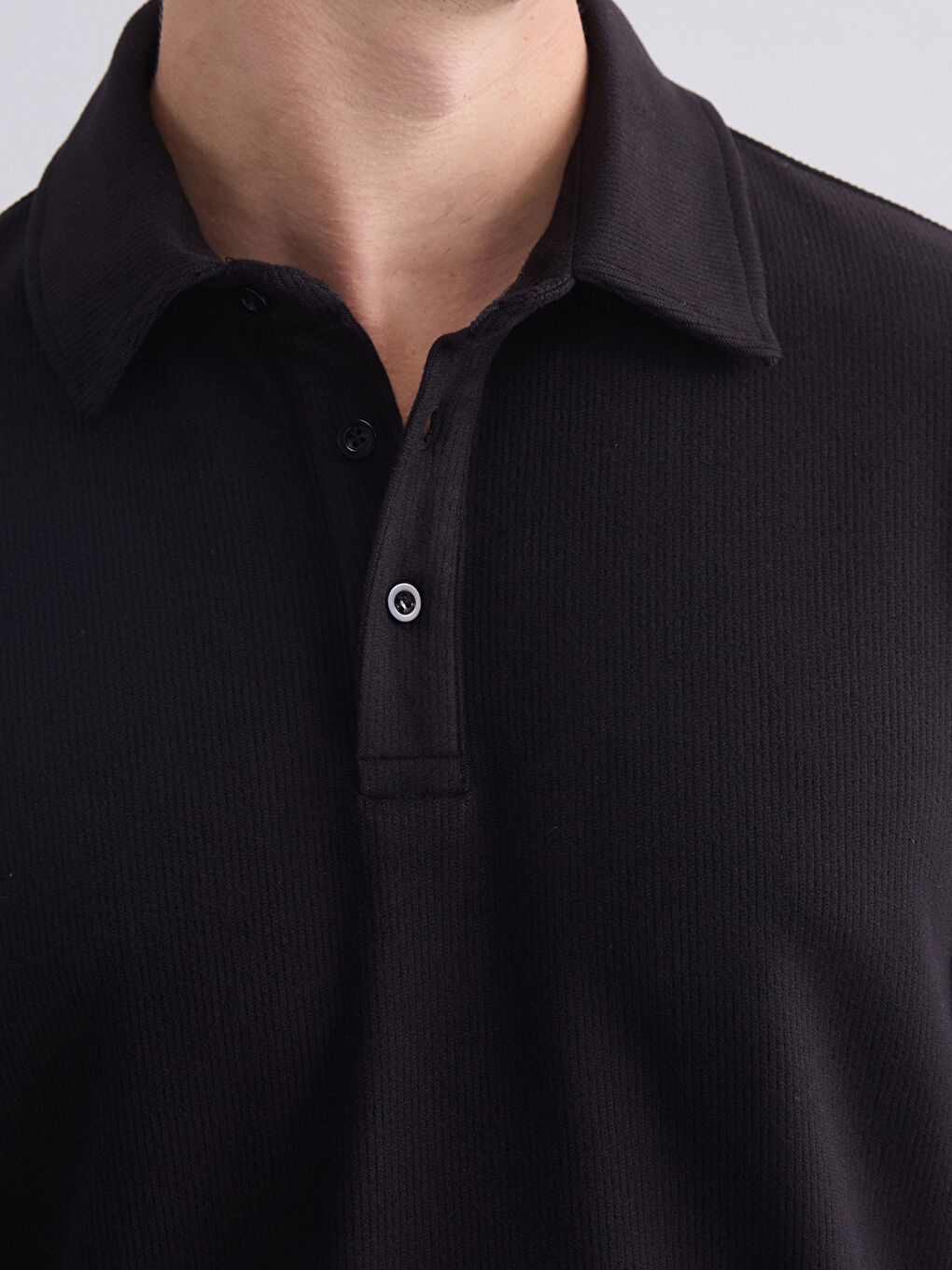 Siyah Polo Yaka Uzun Kollu Erkek Tişört-2