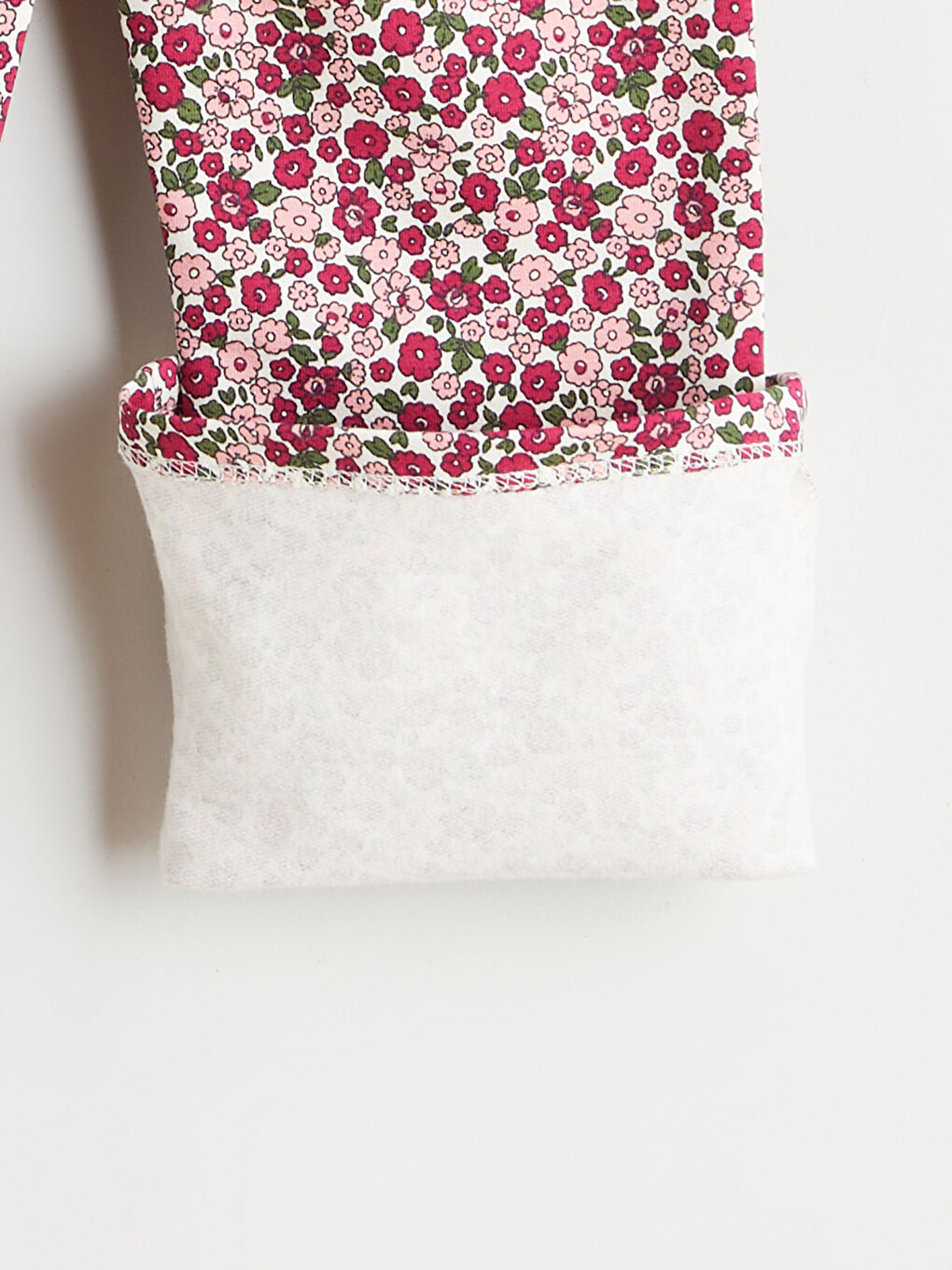 سويتشيرت بنات بكول مدور زهري وسروال طويل 2 قطع-7