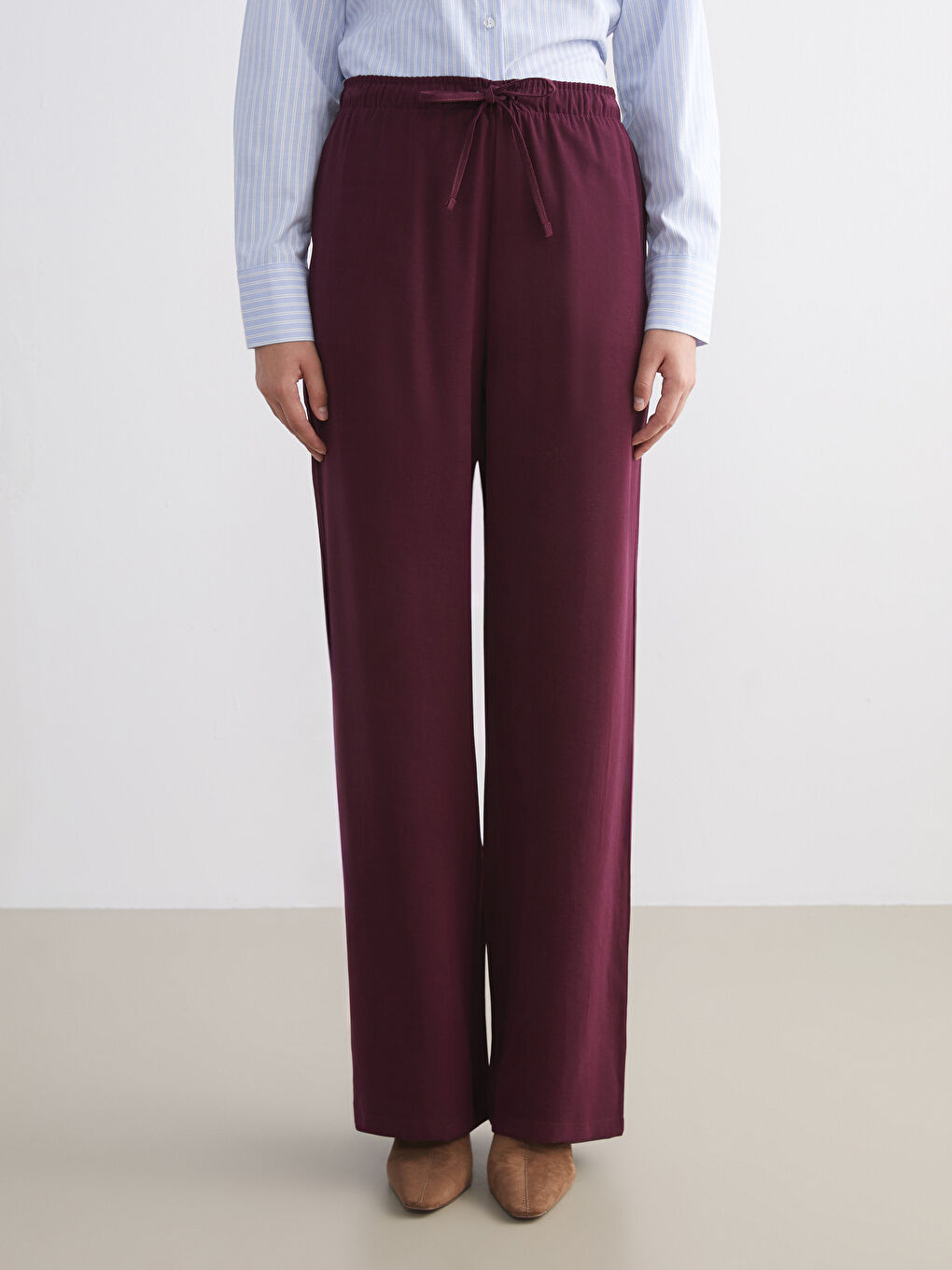 Bordo Beli Lastikli Geniş Paça Kadın Pantolon-1