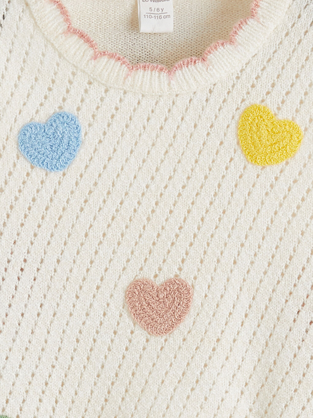 Девочки экрю Свитер-1