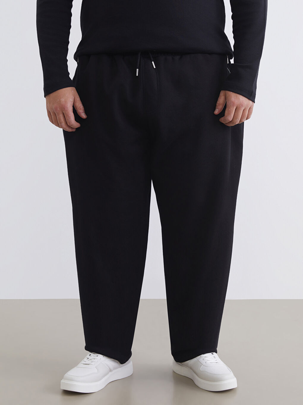 Siyah Standart Kalıp Erkek Kalın Eşofman Altı-2