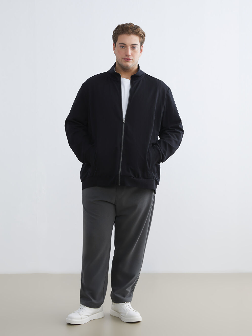 Siyah Dik Yaka Erkek Fermuarlı Sweatshirt-1