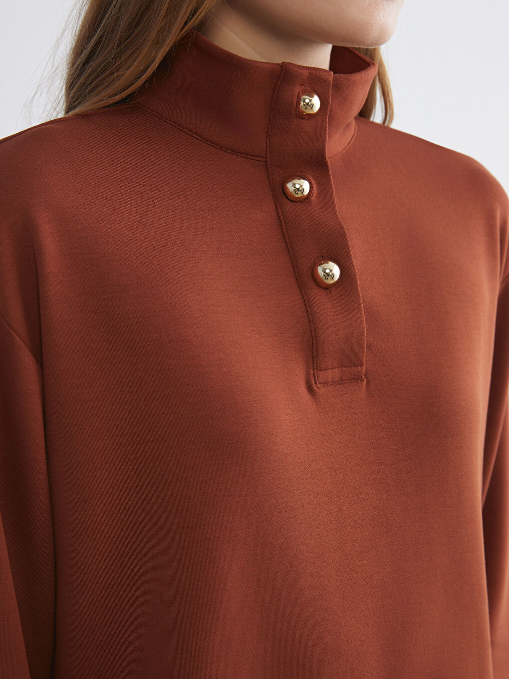 Kahverengi Dik Yaka Kadın Sweatshirt-2
