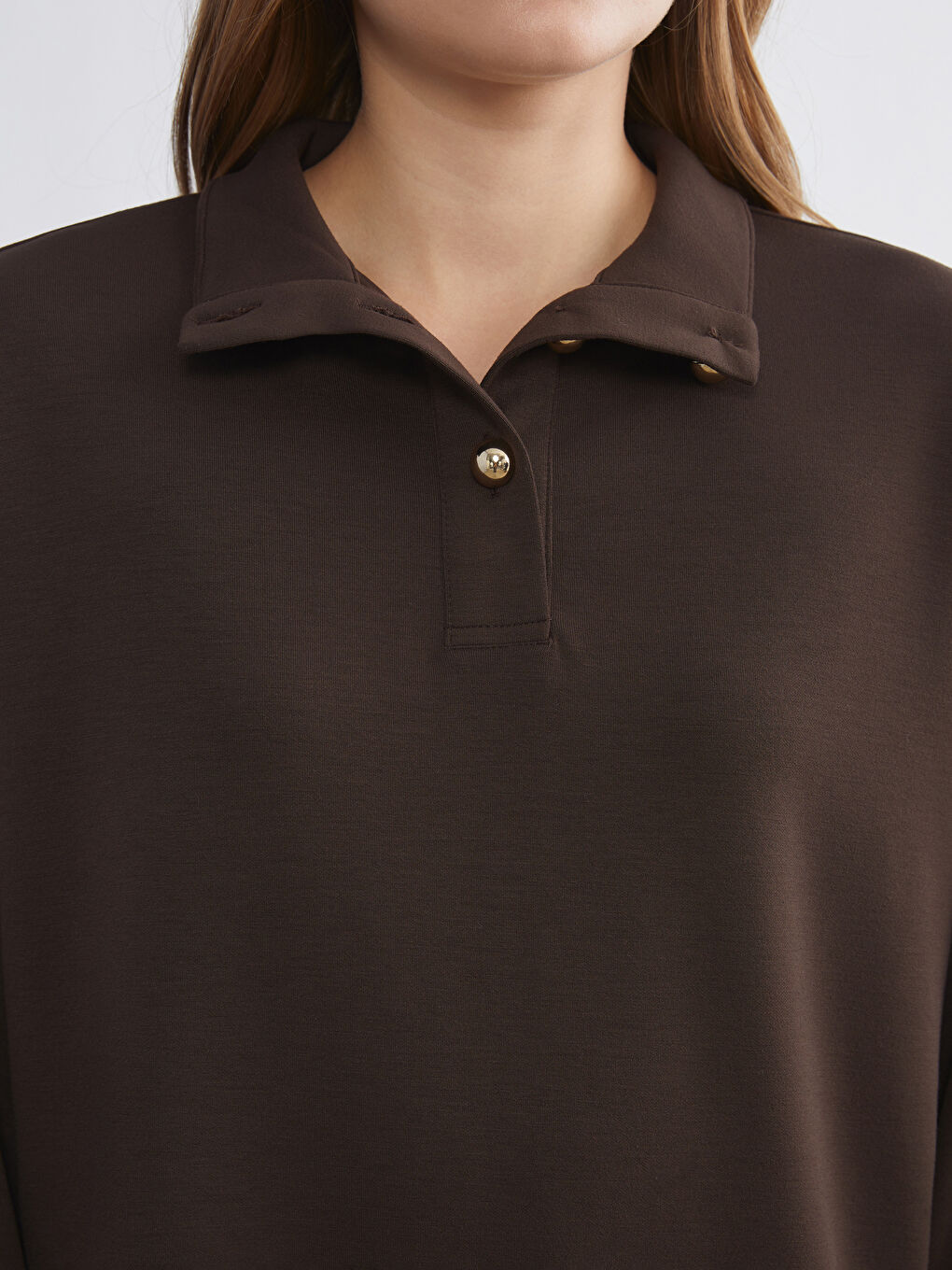 Kahverengi Dik Yaka Kadın Sweatshirt-2