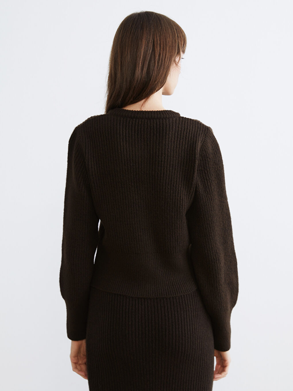 Trikotažni kardigan za žene okruglog izreza-3